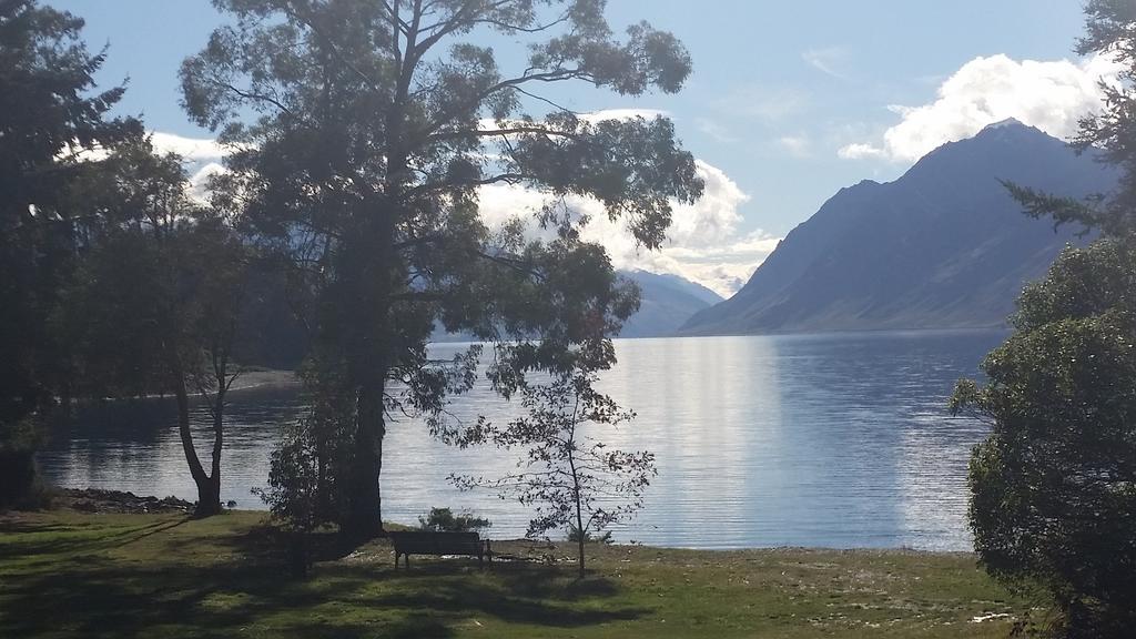 The Camp - Lake Hawea Exterior photo