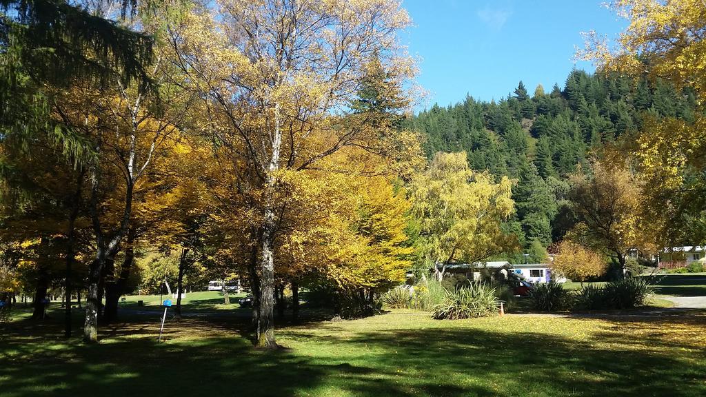 The Camp - Lake Hawea Exterior photo